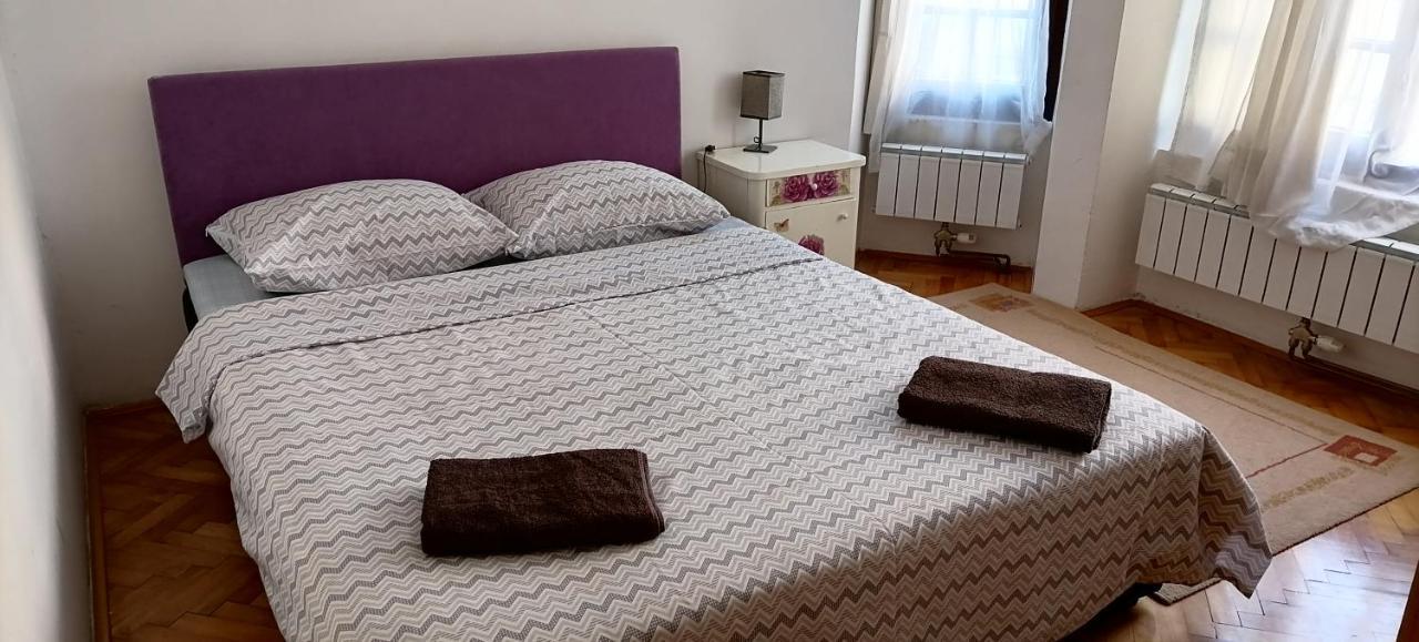 Splitska * Sarajevo